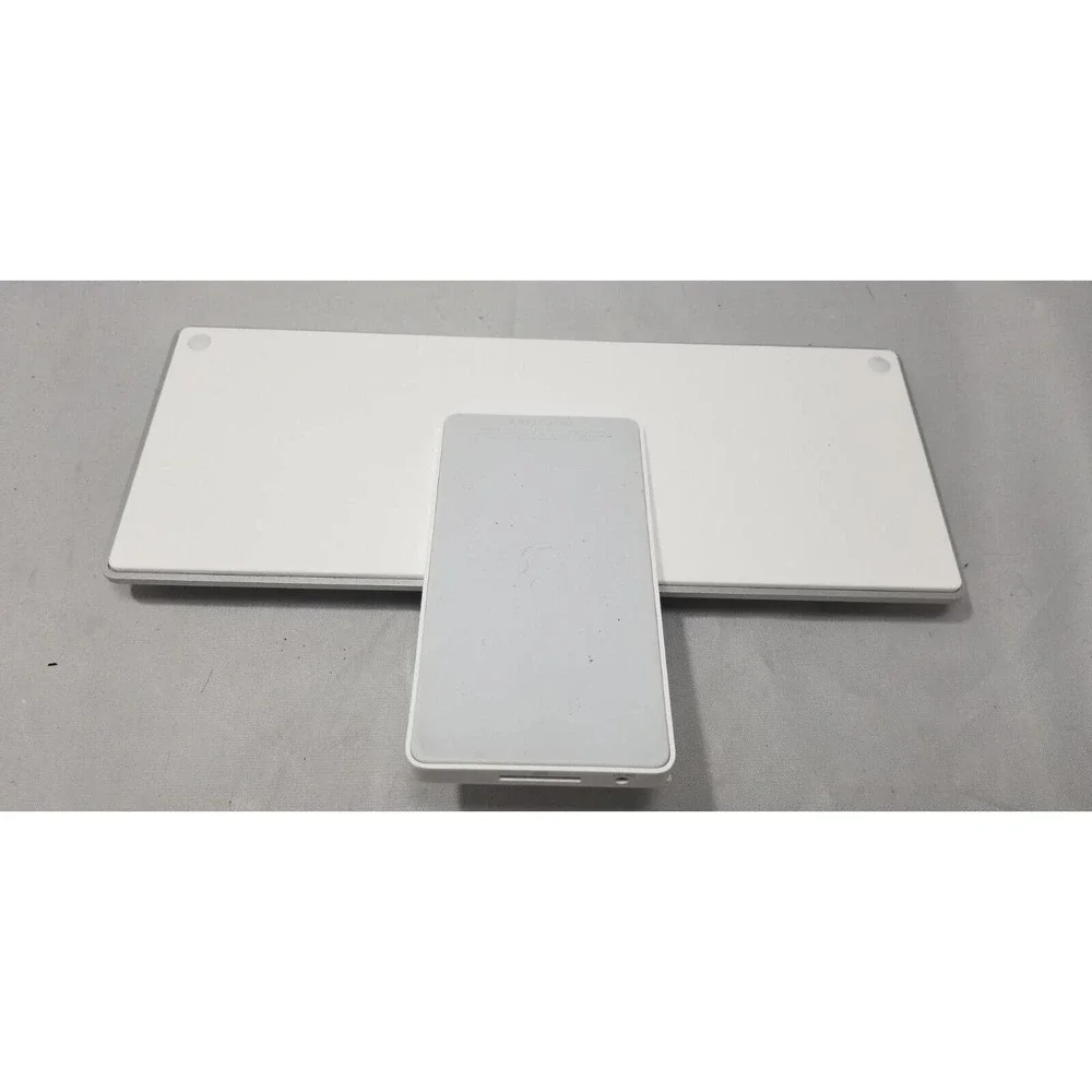 Apple iPad Keyboard dock MC533LL/B A1359
